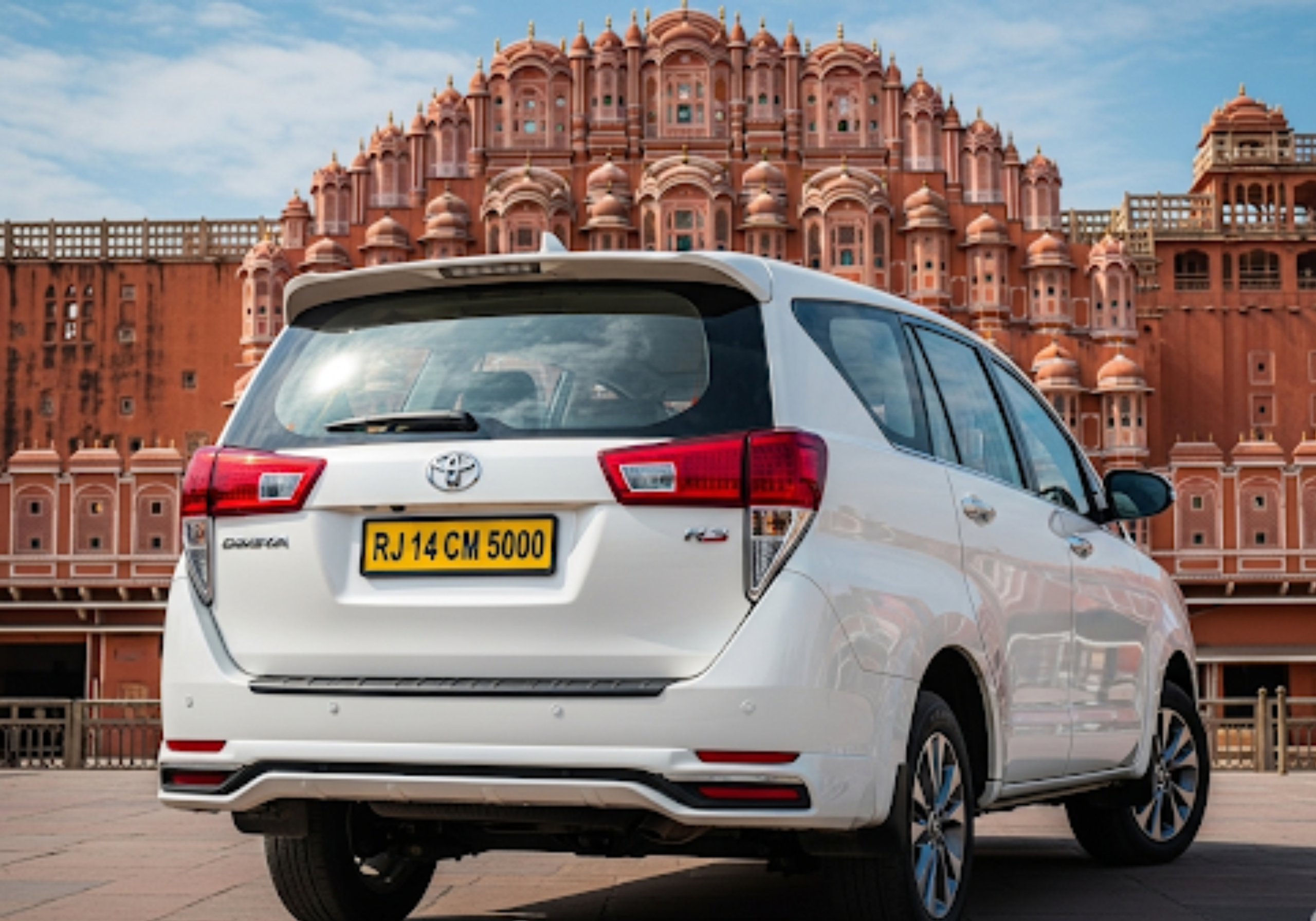Innova Crysta Taxi Service in Rajasthan